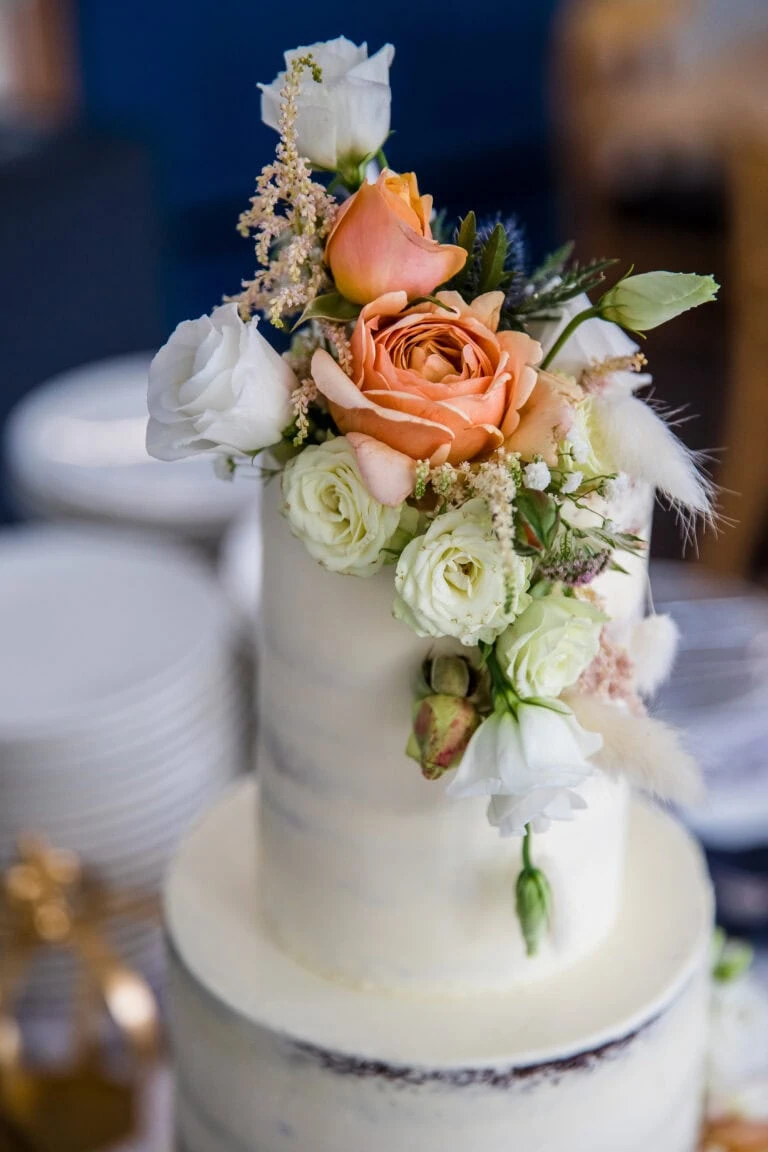 authentisch, elegant, entspannte Hochzeitsfotos, natuerliche Hochzeitsbilder, Strandhochzeit, Hochzeit Ostsee, Hochzeitsfotograf Kiel, Hamburg, Luebeck, Ploen, Hochzeitsfotos, Ostsee, Nordsee, Schleswig Holstein, Heiraten am Strand, in Stein, Daenemark, Schloss Gottorf, Gut Emkendorf, Gut Bossee, Neustadt in Holstein, Gut Marutendorf, Rixdorf, am Meer, Leuchtturm, Pellworm, Sylt, Standesamt, Groemitz, Hochzeit Fotos, Hochzeitsfotoshooting, besondere Fotos, Hochzeitspaar, Fehmarn, Flensburg, Rendsburg, Fotograf fuer Hochzeit, Prinzeninsel Ploen heiraten, Leuchtturm Kiel Holtenau, Schloss Eutin, Marienbad Schleswig, Gut Helmstorf, Ocean Eleven Laboe, Gut Salzig, Seebar Kiel, Prinzenhaus Ploen, Winterhochzeit, Fruehlinshochzeit, Toepferhaus Alt Duvenstedt, Strandhaus Schwedeneck, Strande, Herrenhaus Stockelsdorf, Heiraten im Sommer, Mallorca, Paris, London, Timmendorfer Strand, Neustadt Ostsee, Scharbeutz, allein heiraten, maritim, Pinneberg, Ahrensburg, Bilder Hochzeit am Strand, Erinnerungen schaffen, Lindische Villa Luebeck, Neumuenster, Weingut